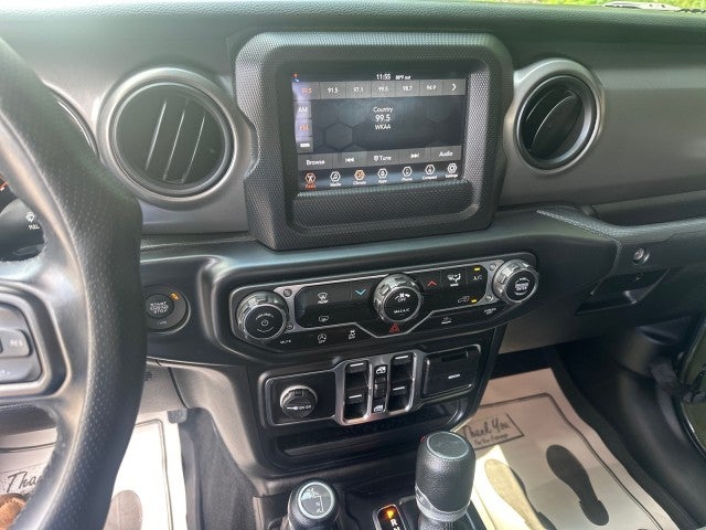 2022 Jeep Gladiator Willys