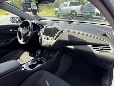 2023 Chevrolet Malibu LS