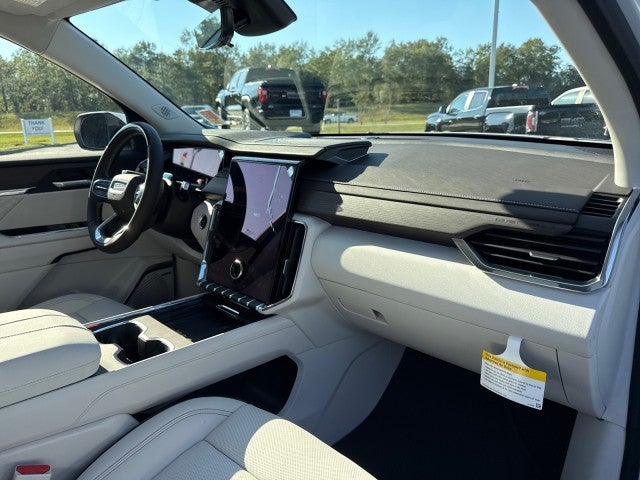 2027 GMC Acadia Denali