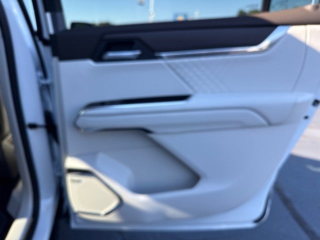 2027 GMC Acadia Denali
