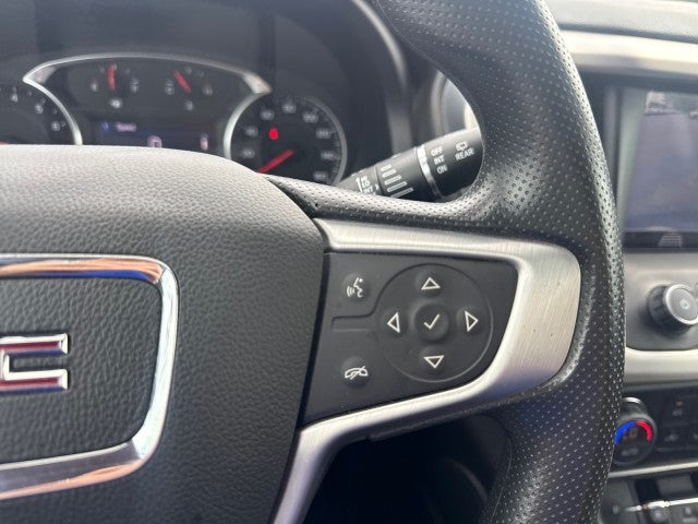 2022 GMC Acadia SLE