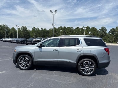 2023 GMC Acadia SLT
