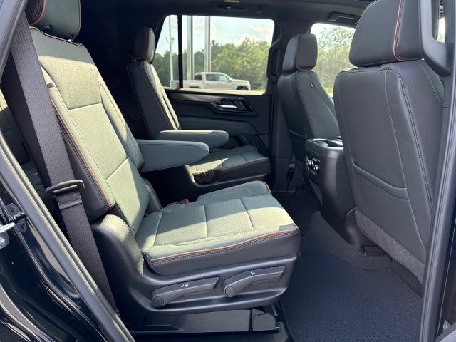 2026 GMC Yukon AT4 - Photo 13