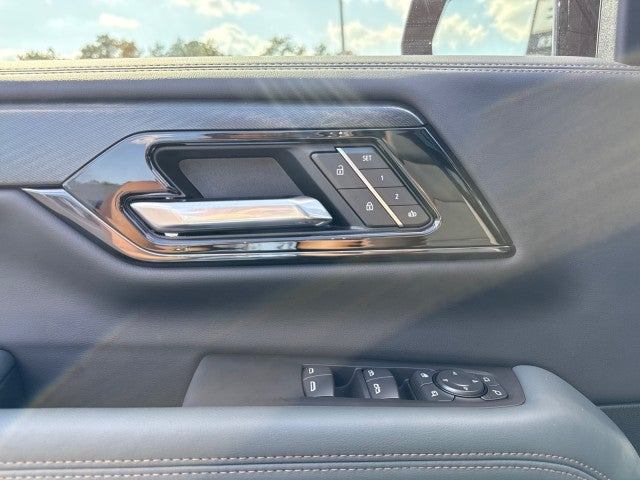 2026 GMC Yukon AT4 - Photo 22