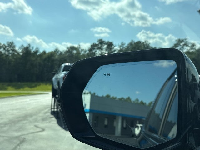 2026 GMC Yukon AT4 - Photo 34