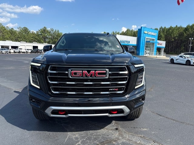 2026 GMC Yukon AT4 - Photo 8