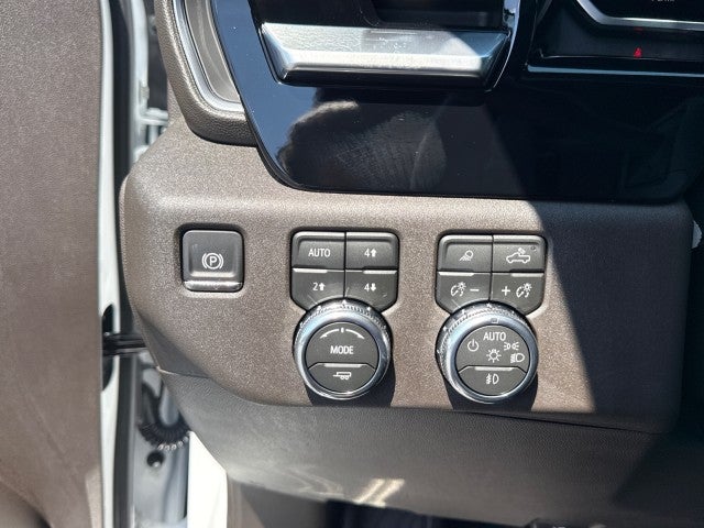 2026 GMC Sierra 1500 SLT - Photo 19