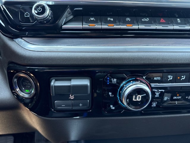 2026 GMC Sierra 1500 SLT - Photo 21